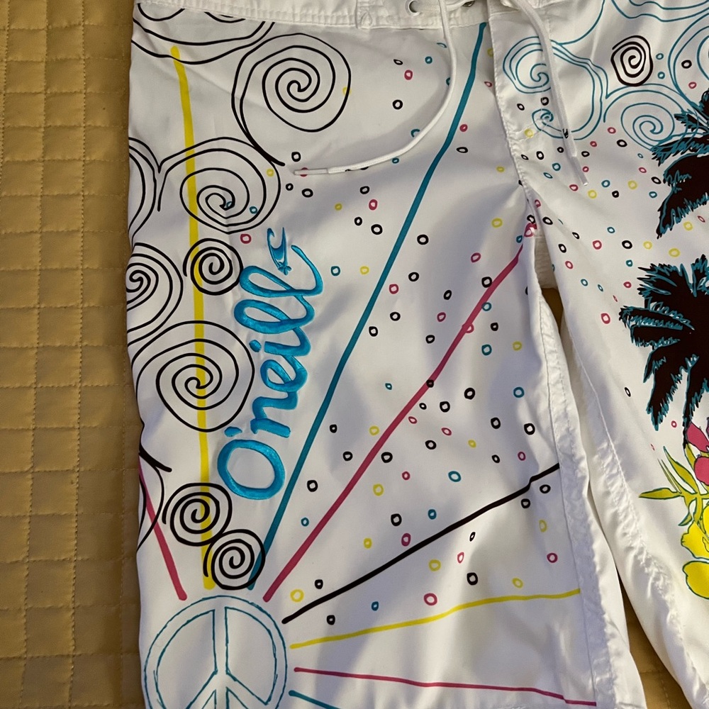 O'Neill Tropical Print Board Shorts-Ladies 7- Like new pre-owned “Vintage - Picture 3 of 7